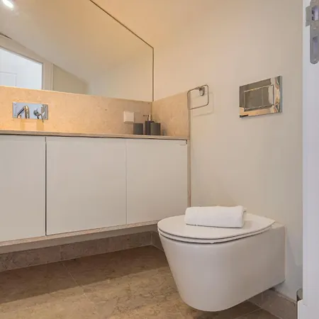 Views By Innkeeper * Lizbona