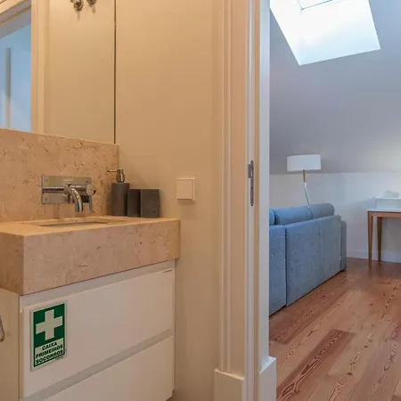 Views By Innkeeper Apartament