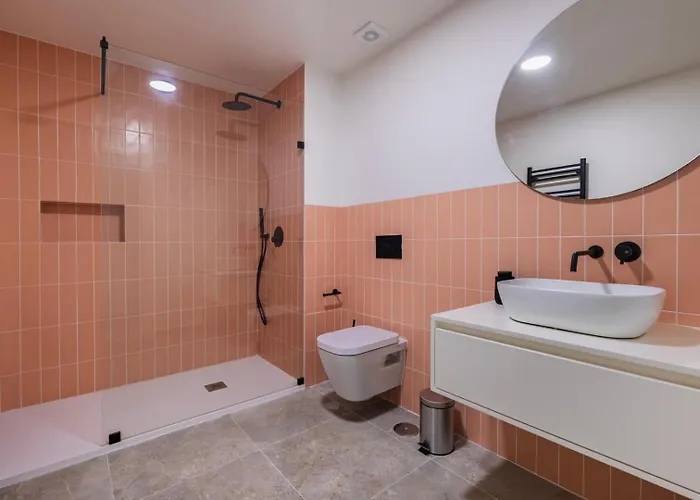 Views By Innkeeper شقة *