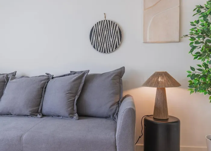 Views By Innkeeper شقة