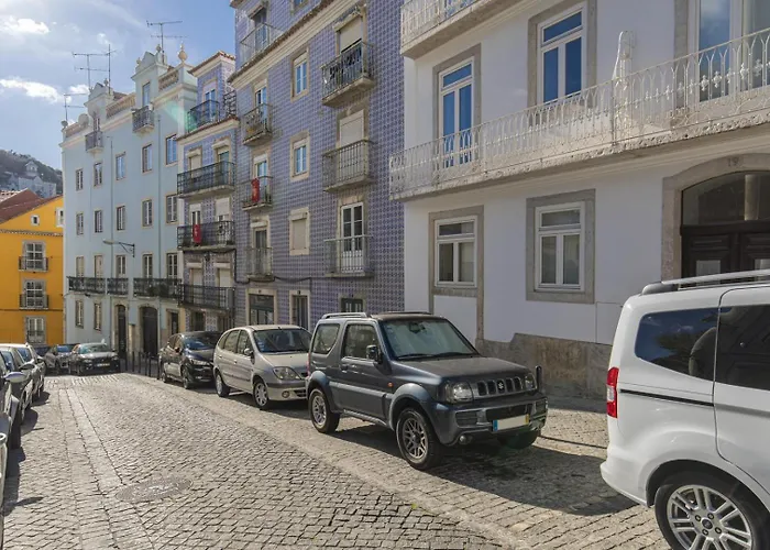 Views By Innkeeper شقة *