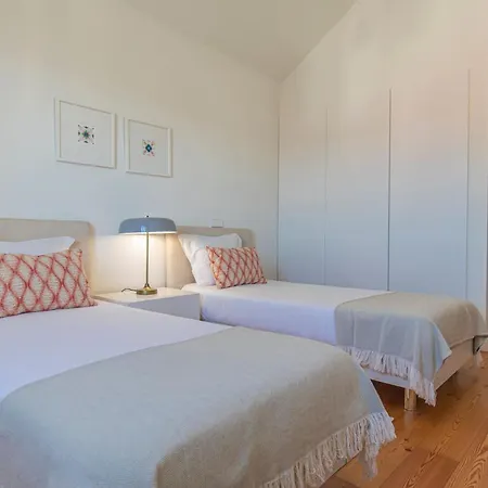 Views By Innkeeper Lisbon